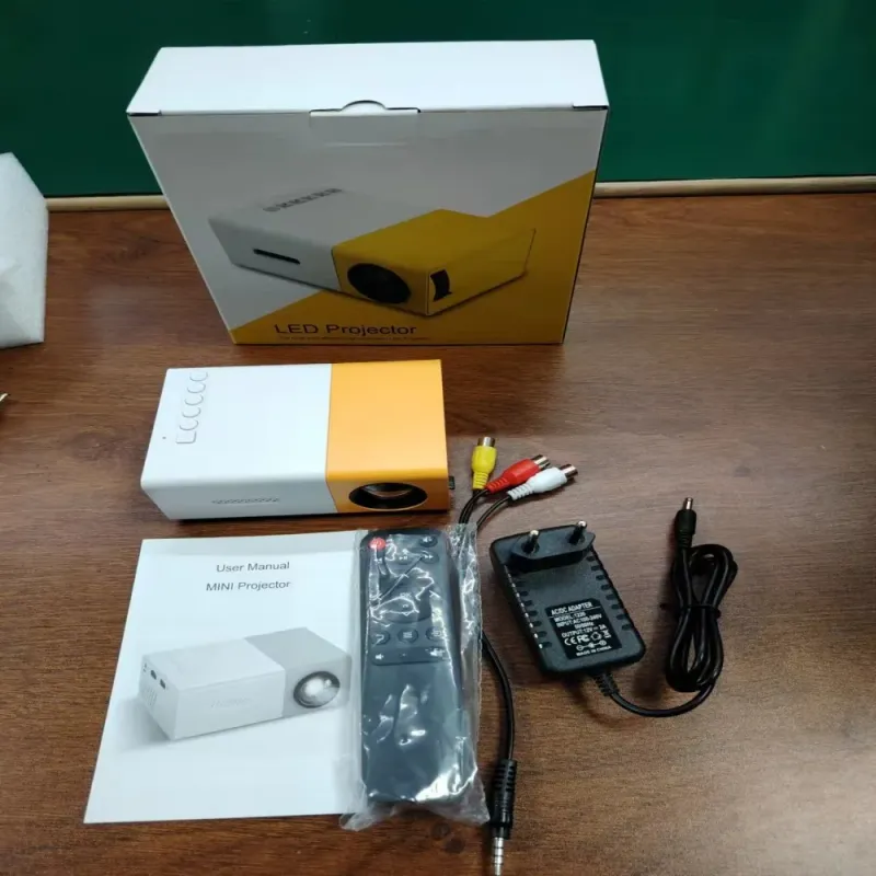 YG300 Mobile Home Projector with Screen Mirroring 3
