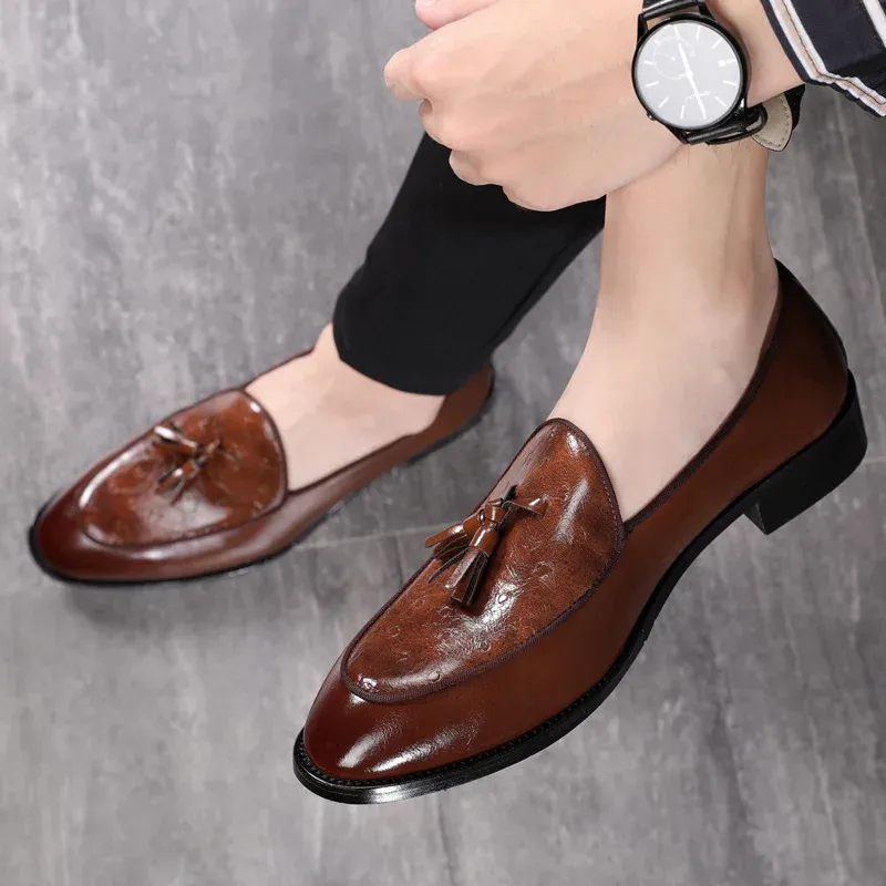 Classic Tassel Loafers for Men 1