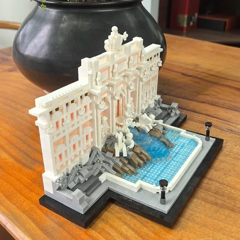 Trevi Fountain Building Blocks Model 6