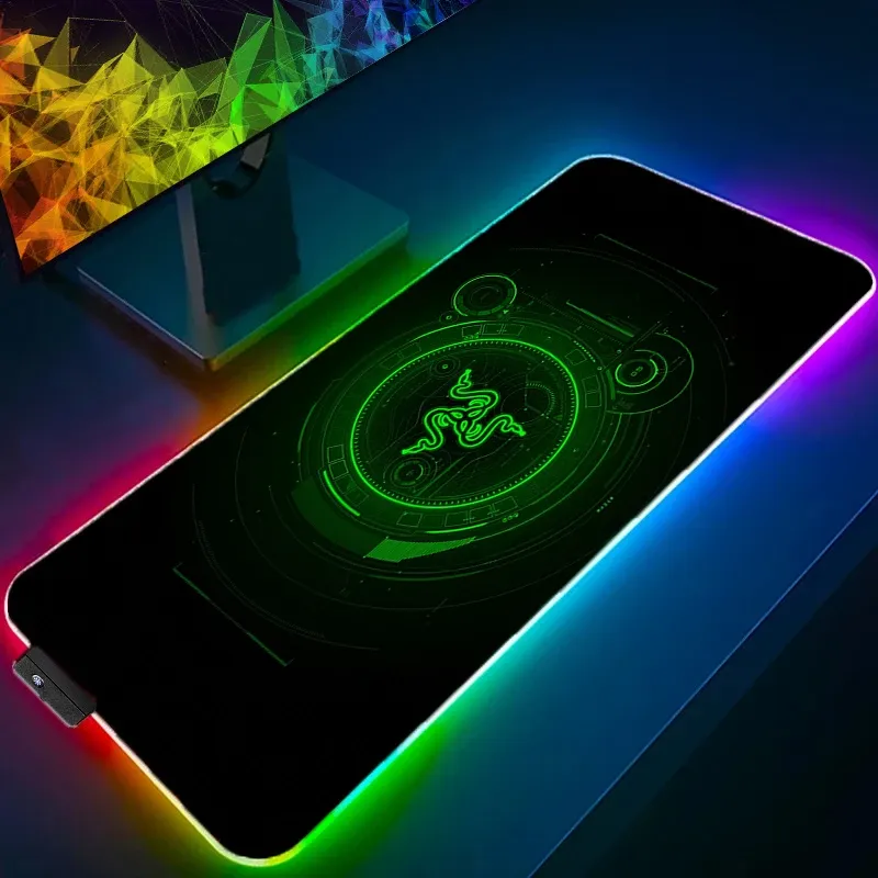 Razer RGB LED Extended Gaming Mouse Pad 4