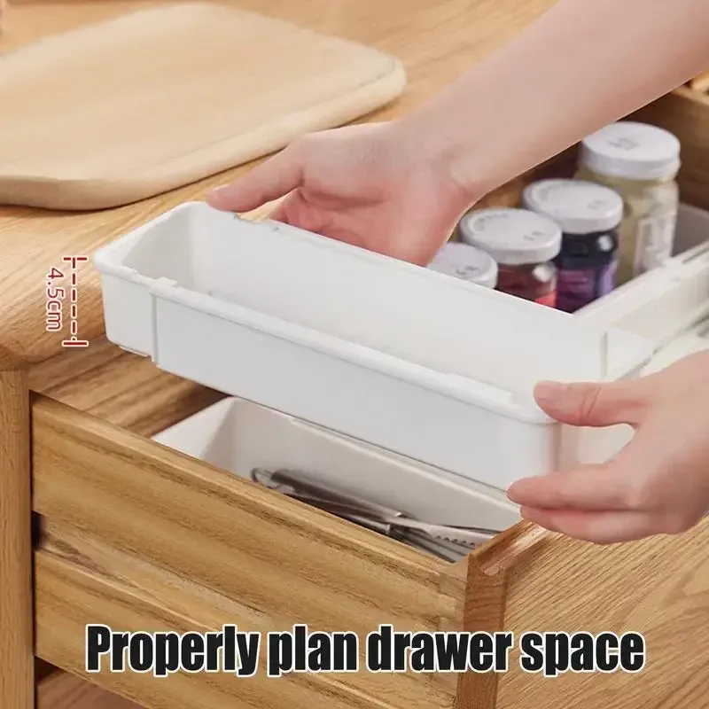 Expandable Silverware Drawer Organizer 2