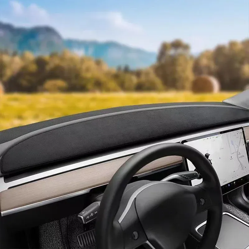 Tesla Model 3/Y Dashboard Anti-UV Cover 3