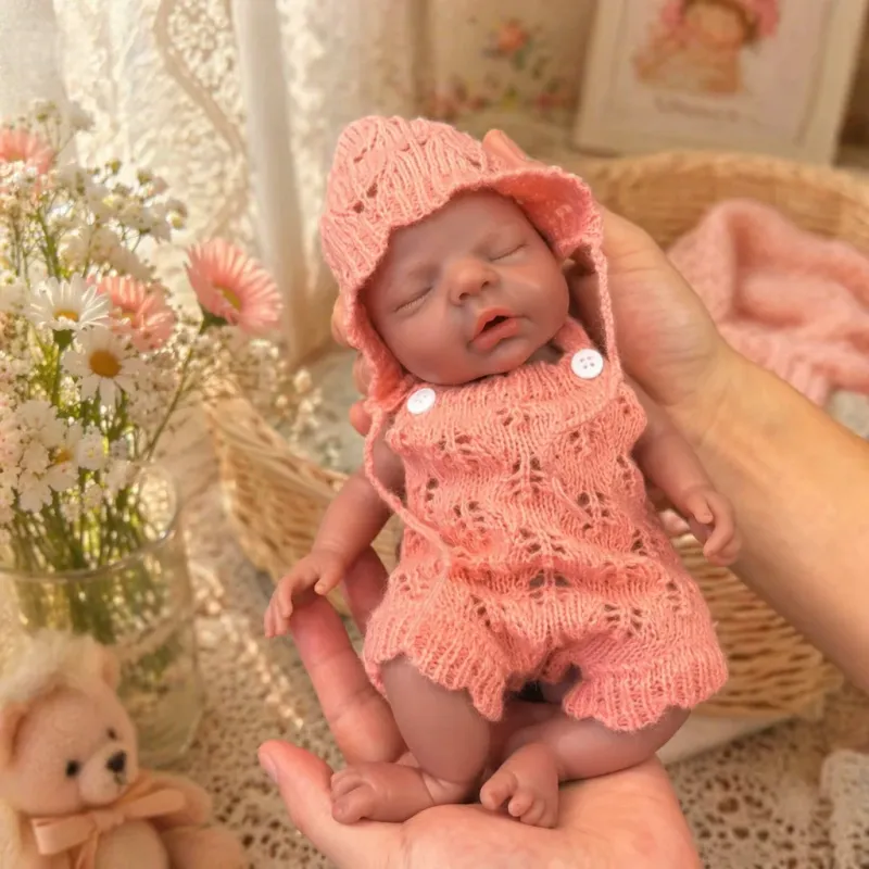25cm Silicone Reborn Baby Girl Doll 5