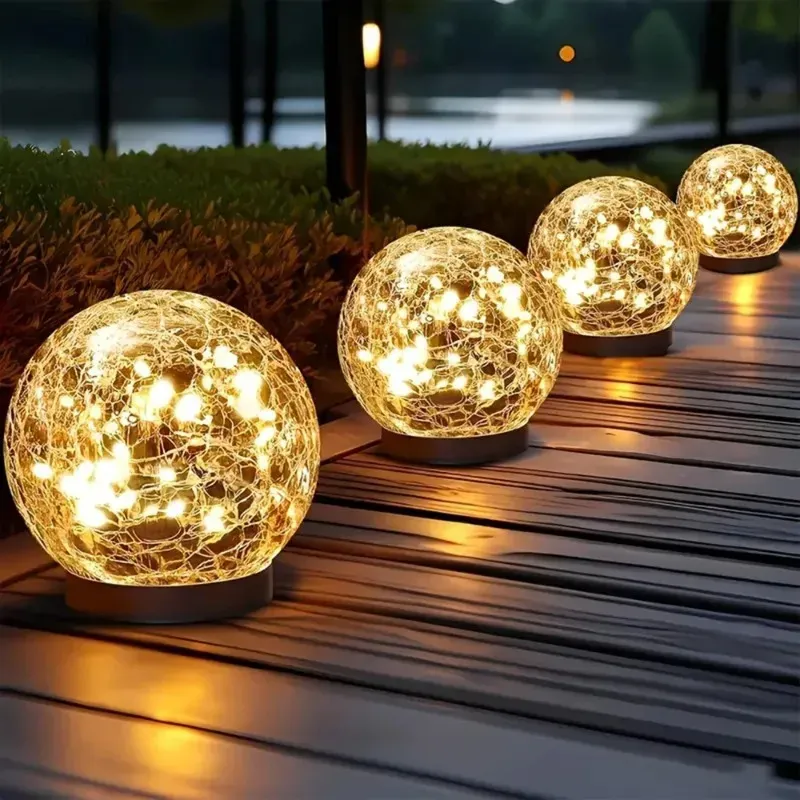 Сонячна LED лампа у вигляді скляної кулі з тріщинами 5