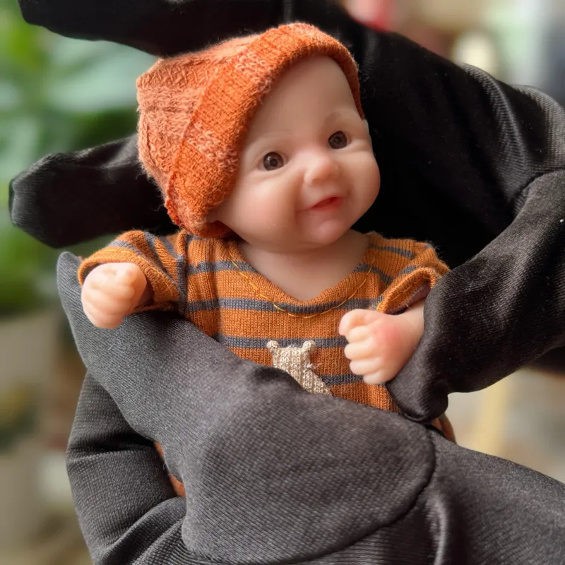 6Inch Mini Silicone Reborn Baby Doll Toy 4