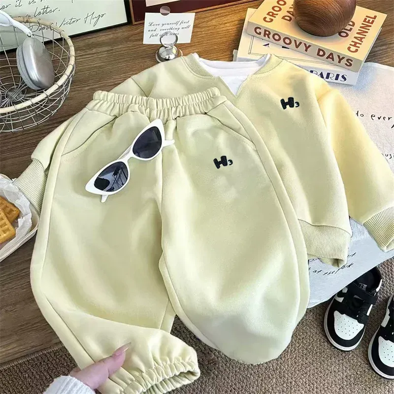 Kids 2-Piece Hoodie Sweatpants Set 3