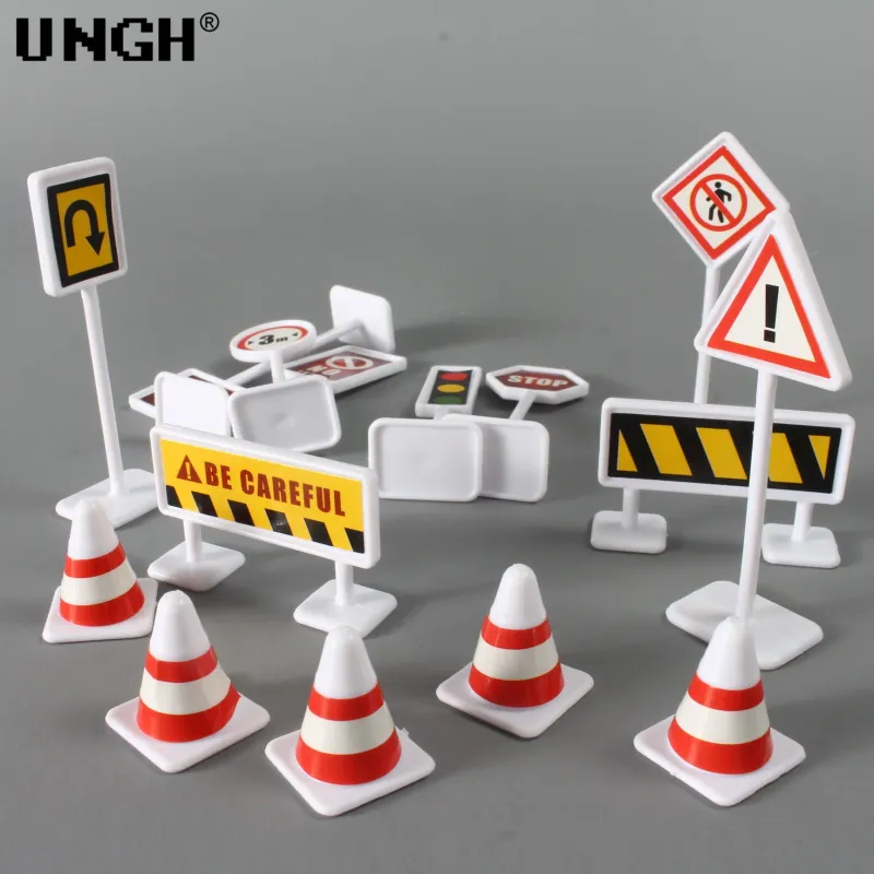 15Pcs Toddler Mini Traffic Signs Road Block Toy Set 4