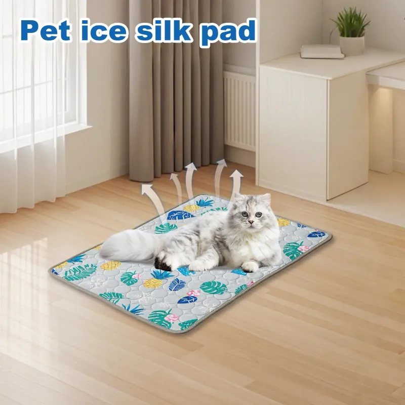 Pet Cooling Mat - Ice Silk Technology 1