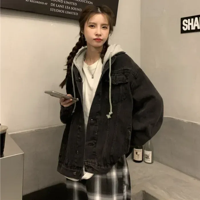 Women's Vintage Denim Hooded Jacket 3