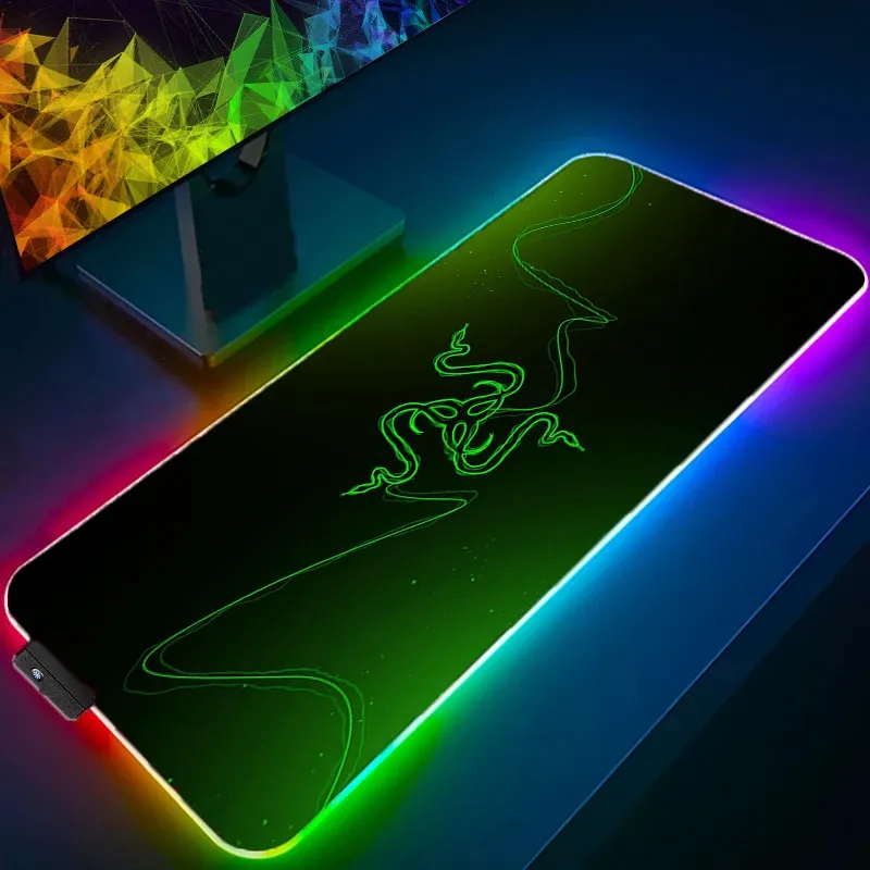 Razer RGB LED Extended Gaming Mouse Pad 3