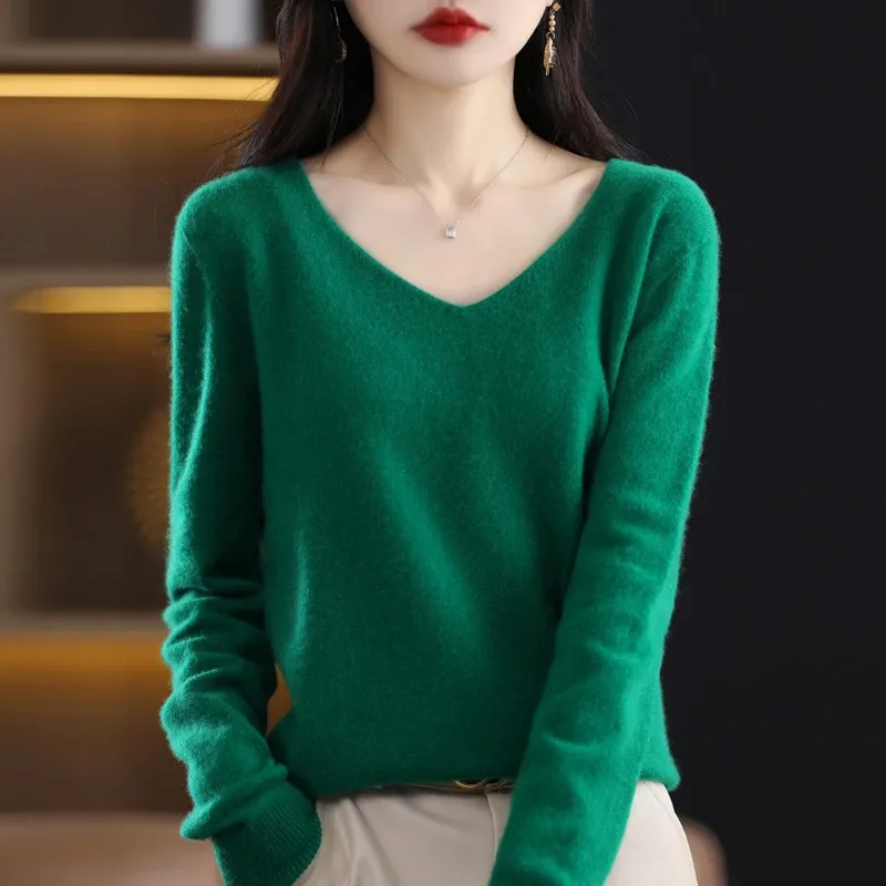 Merino Wool V-Neck Sweater 5