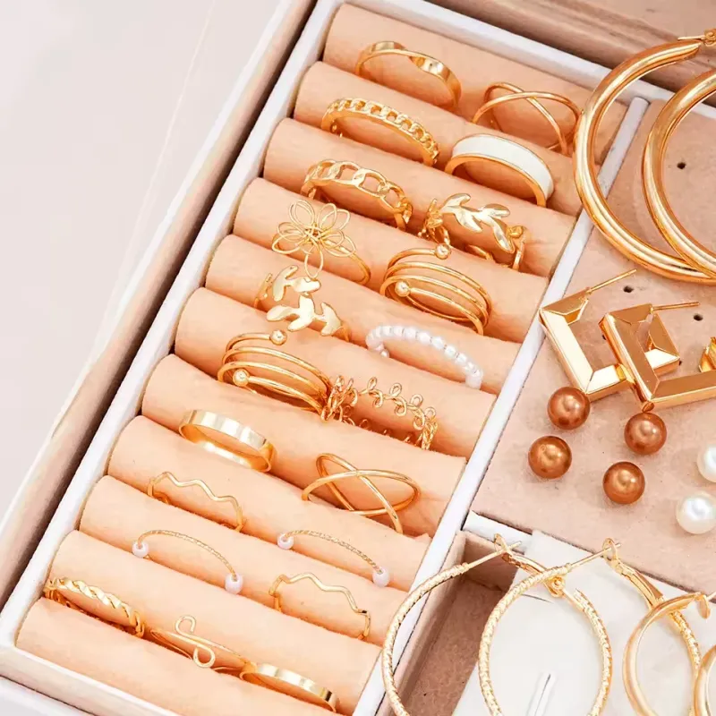 4-Piece Gold Boho Pearl Jewelry Set 2