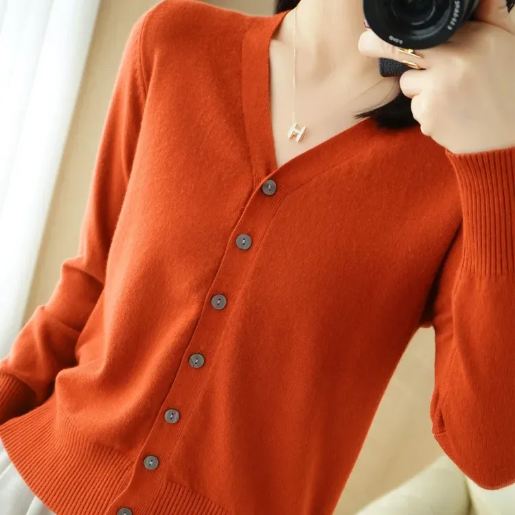 Andy Cashmere V-Neck Cardigan 4