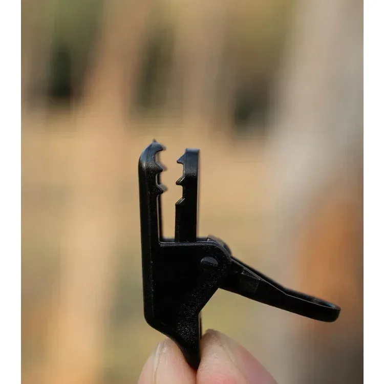 Anti-Wind Tent Clips for Camping 6