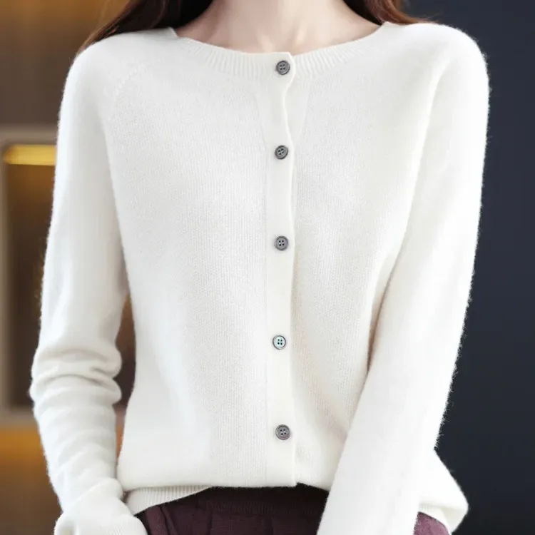 Women's Merino Wool Knitted Cardigan 6