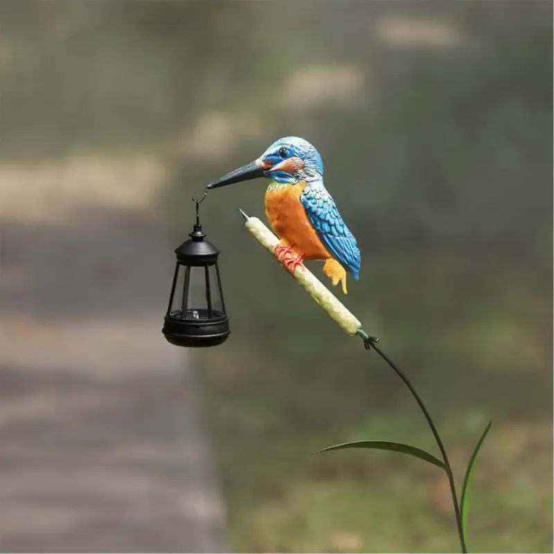 Solar Hummingbird Garden Light 2