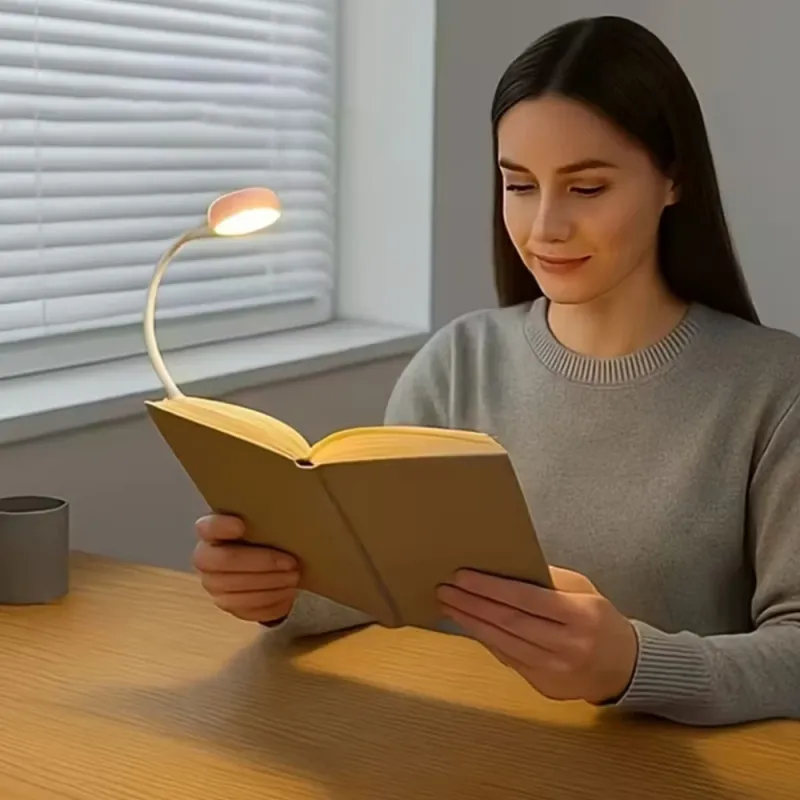Runtowo LED Clip-On Book Light 3