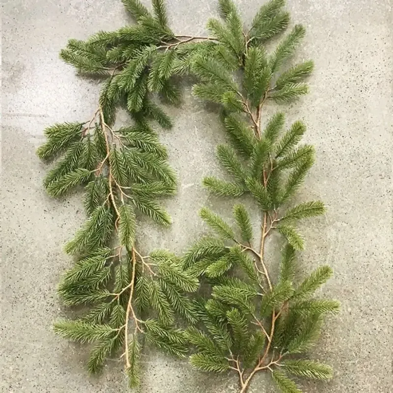 Rattan Christmas Pine Garland Wreath 4